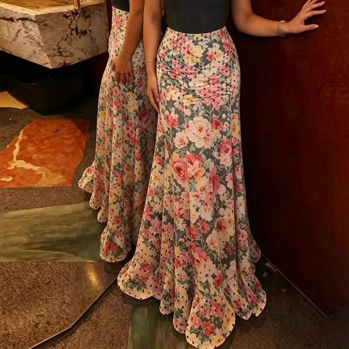 High-waisted polka dot pencil skirt