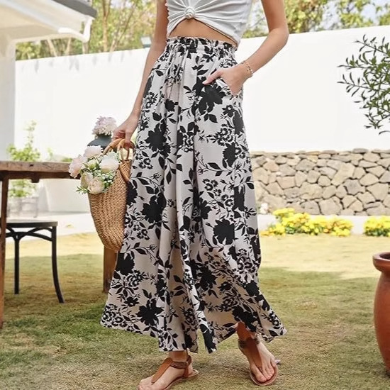High-waisted flowy floral wide-leg pants